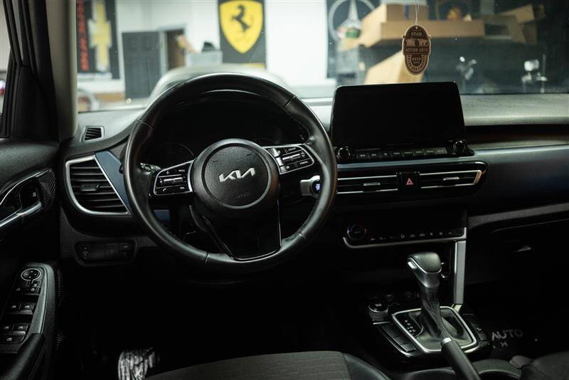 2023 Kia Seltos S