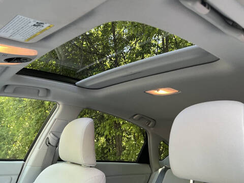2015 Toyota Prius Three