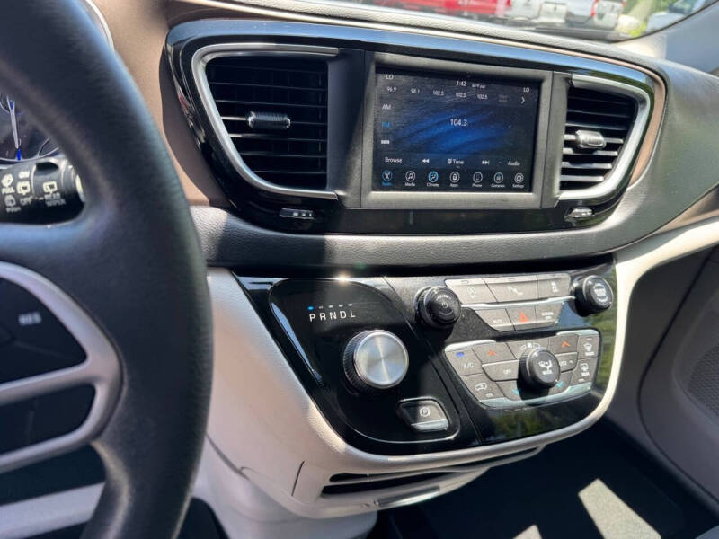 2018 Chrysler Pacifica Touring Plus