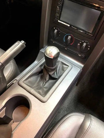 2006 Ford Mustang GT Deluxe