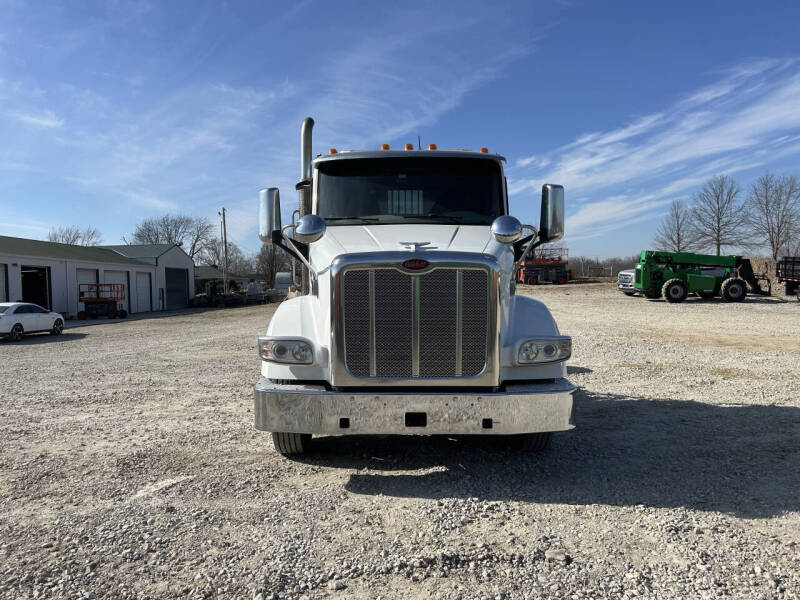 2019 Peterbilt 567 Road Tractor