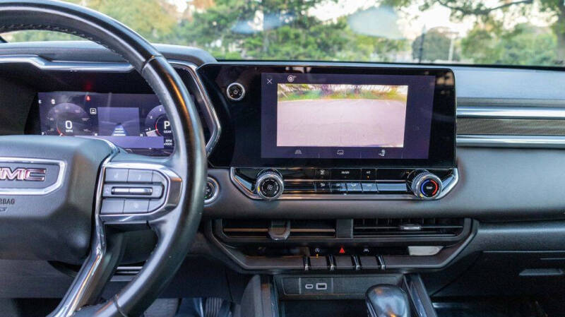 2024 GMC Canyon Elevation