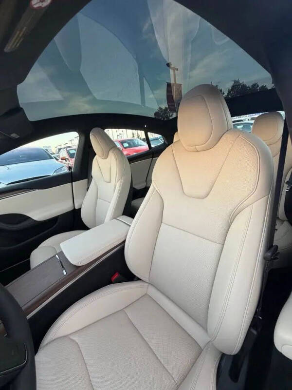 2025 Tesla Model S