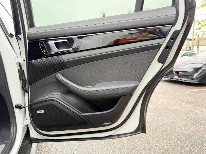 2018 Porsche Panamera 4S