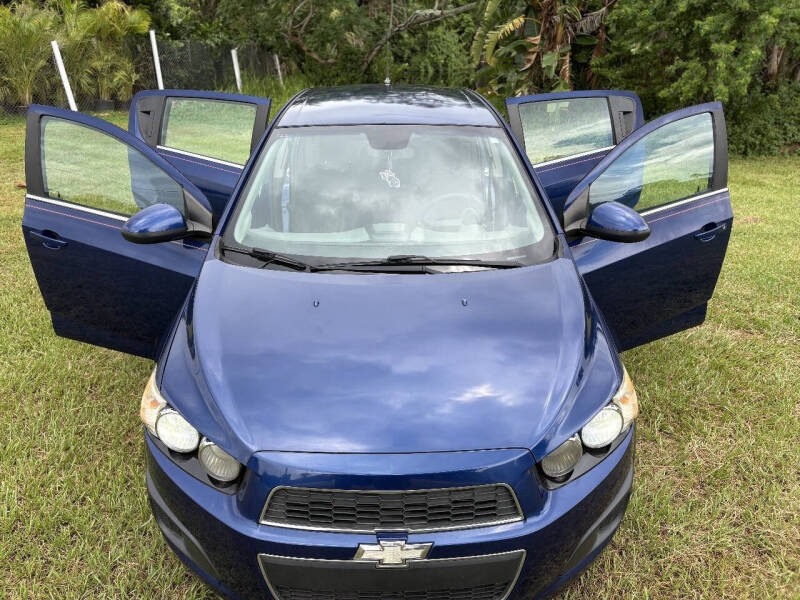 2013 Chevrolet Sonic LT Manual