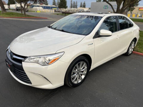 2017 Toyota Camry Hybrid XLE