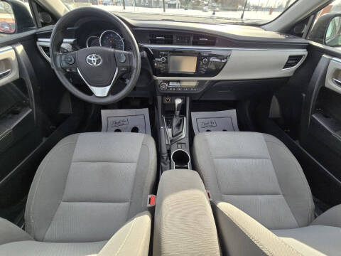 2016 Toyota Corolla LE