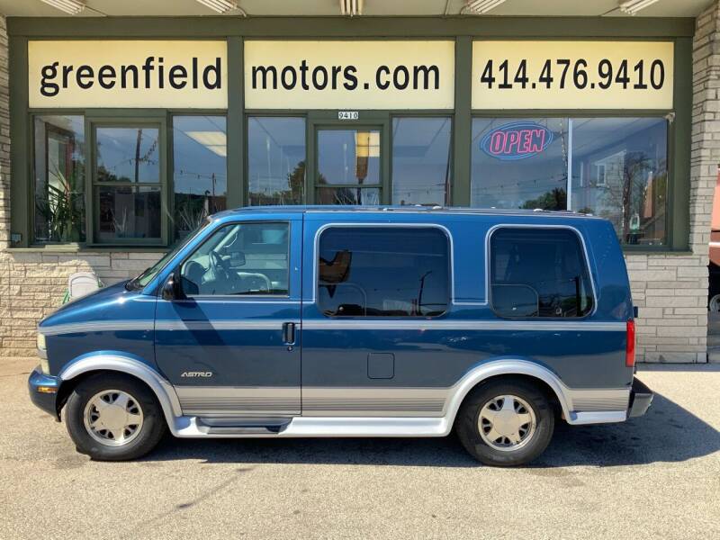 2002 Chevrolet Astro for sale at GREENFIELD MOTORS in Milwaukee WI