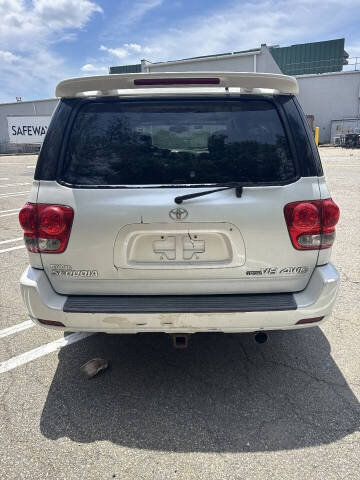 2005 Toyota Sequoia Limited