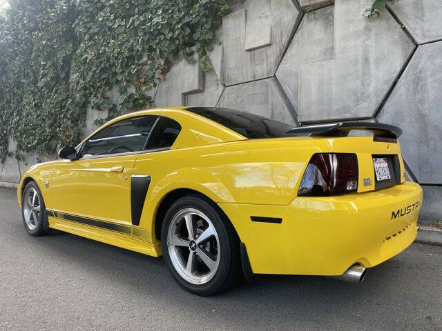 2004 Ford Mustang Mach 1 Premium