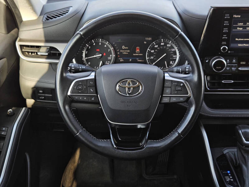 2021 Toyota Highlander XLE