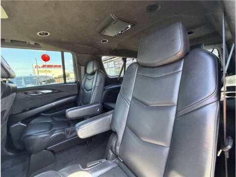 2015 Cadillac Escalade ESV Platinum