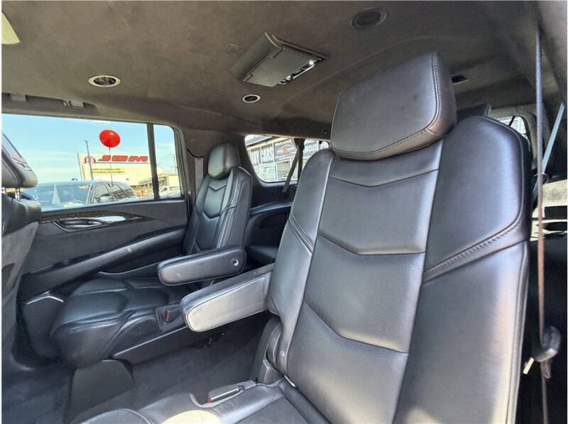 2015 Cadillac Escalade ESV Platinum