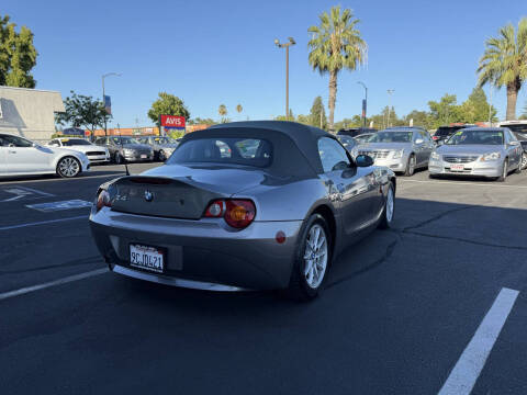 2004 BMW Z4 2.5i