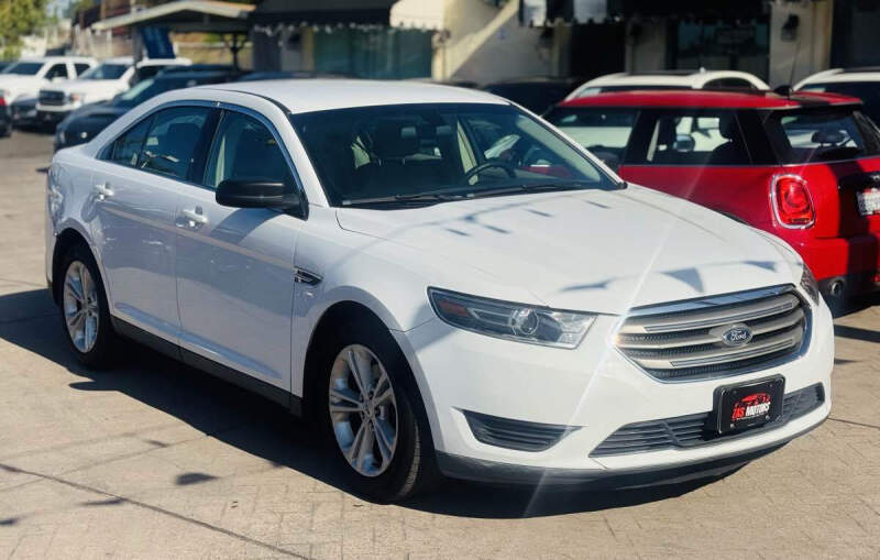 2016 Ford Taurus SE