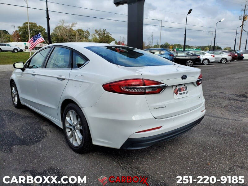 2019 Ford Fusion SE