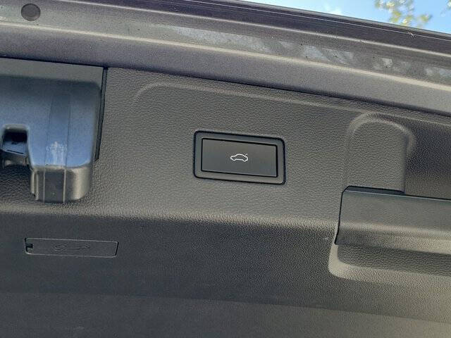 2023 Volkswagen Atlas V6 SE