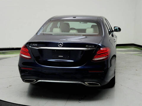 2017 Mercedes-Benz E-Class E 300 4MATIC