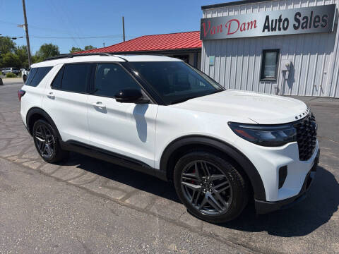 2025 Ford Explorer ST