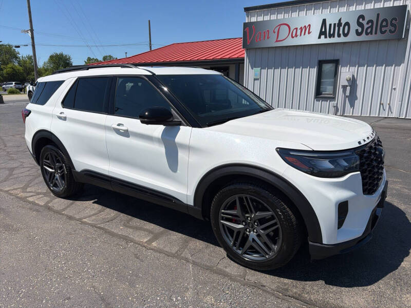 2025 Ford Explorer ST