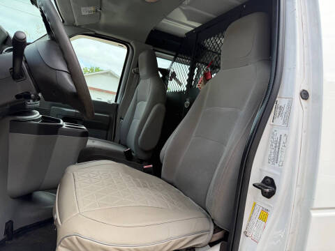 2012 Ford E-Series