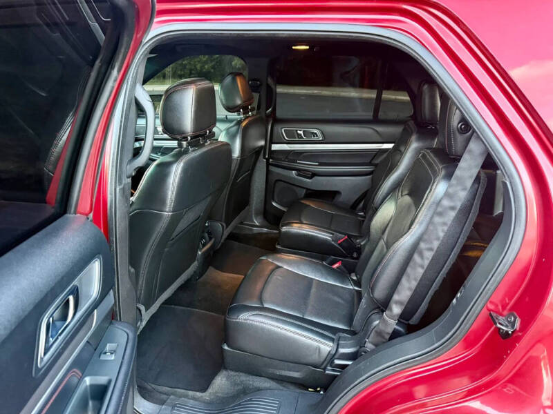 2016 Ford Explorer Sport