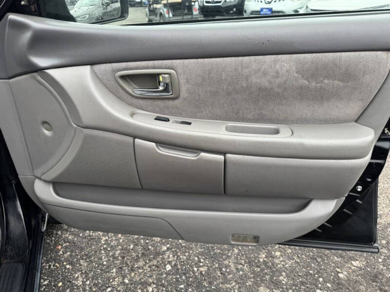 2003 Toyota Avalon XL