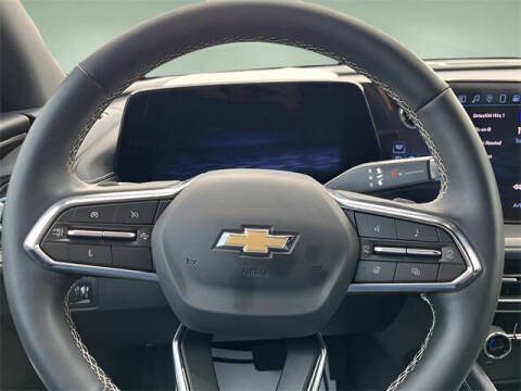 2024 Chevrolet Traverse LS