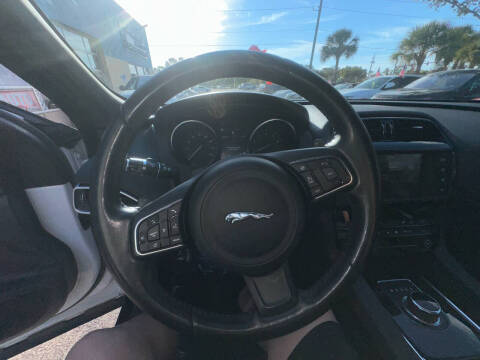 2018 Jaguar F-PACE 35t Premium