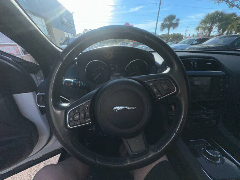 2018 Jaguar F-PACE 35t Premium