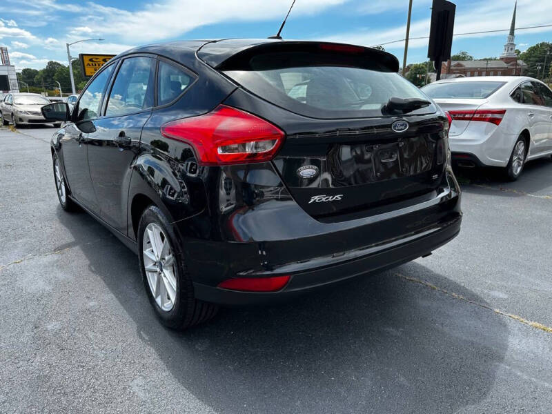 2017 Ford Focus SE