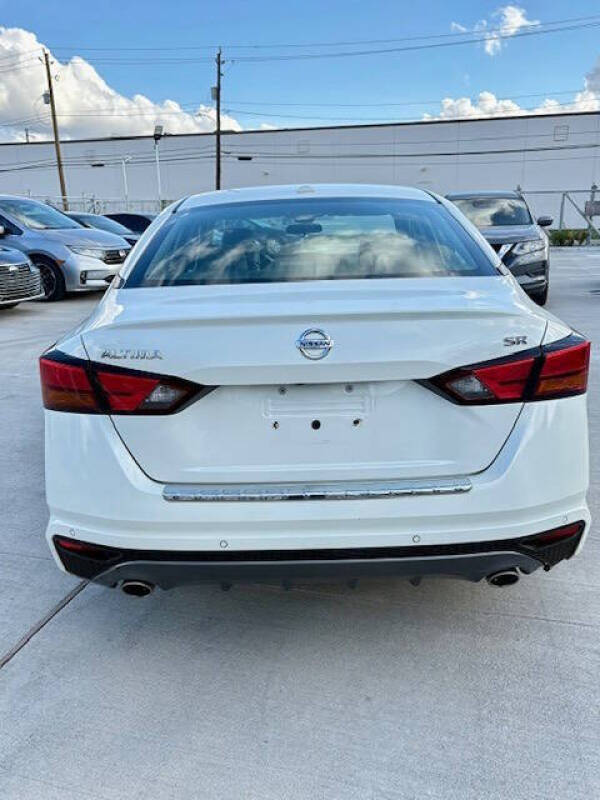 2020 Nissan Altima 2.5 SR