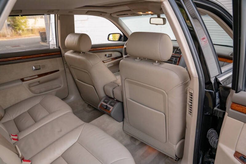 2001 Audi A8 L quattro