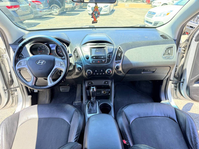 2015 Hyundai Tucson SE