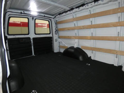 2023 GMC Savana 2500