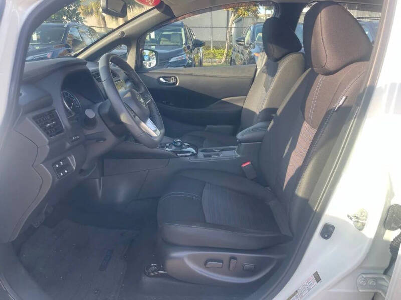 2019 Nissan LEAF SV