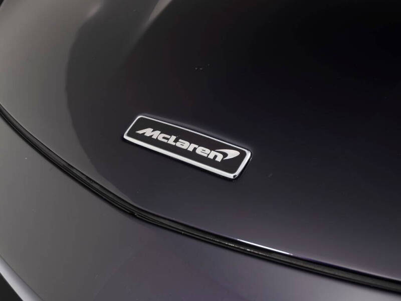 2023 McLaren GT