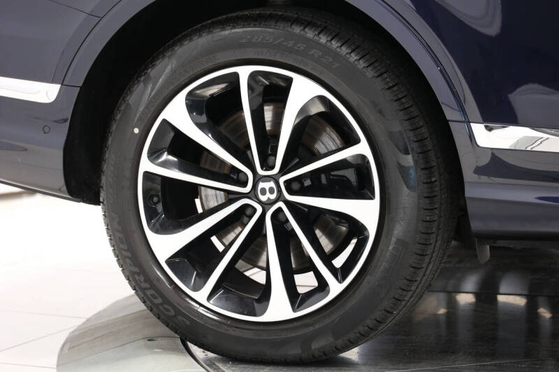 2021 Bentley Bentayga V8