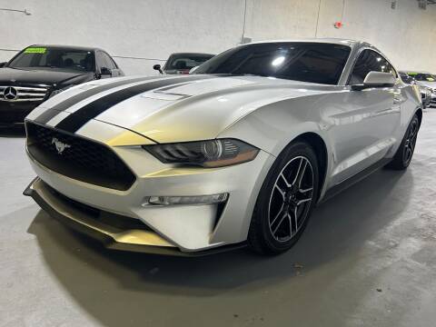 2018 Ford Mustang for sale at Lamberti Auto Collection in Plantation FL
