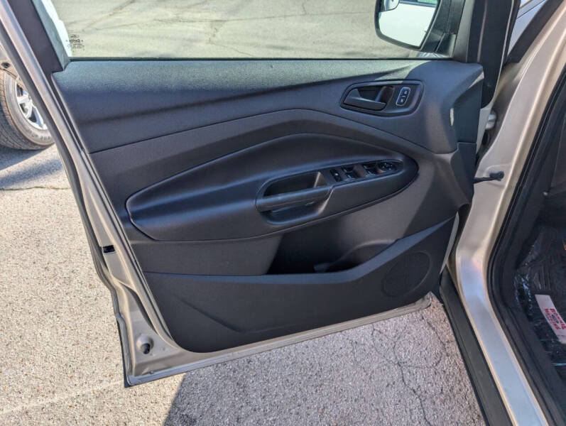 2017 Ford Escape S