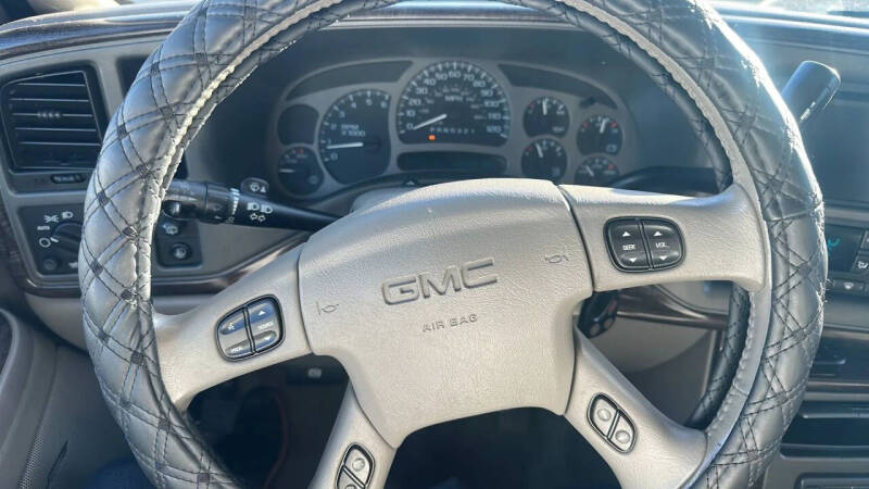 2006 GMC Yukon Denali
