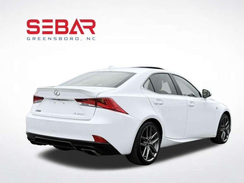 2017 Lexus IS 200t