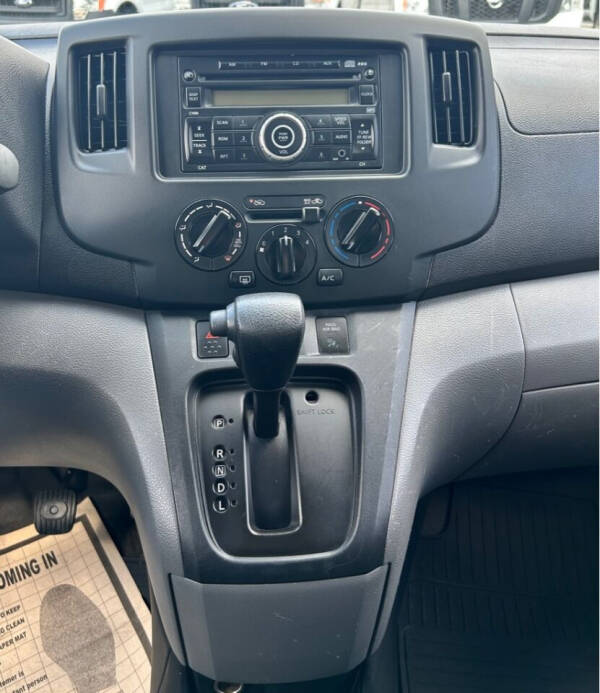 2015 Nissan NV200