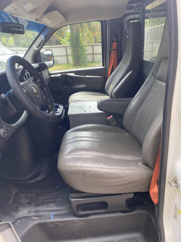 2013 Chevrolet Express 2500