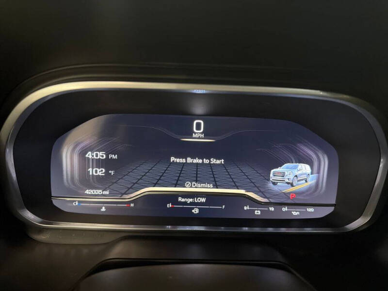 2023 GMC Yukon SLT