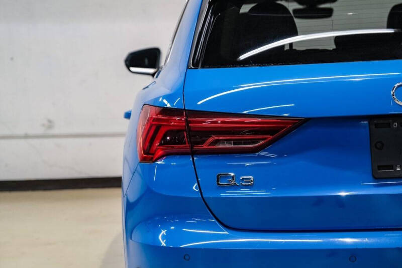 2020 Audi Q3 quattro S line Prem Plus 45 TFSI