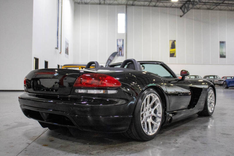 2003 Dodge Viper SRT-10