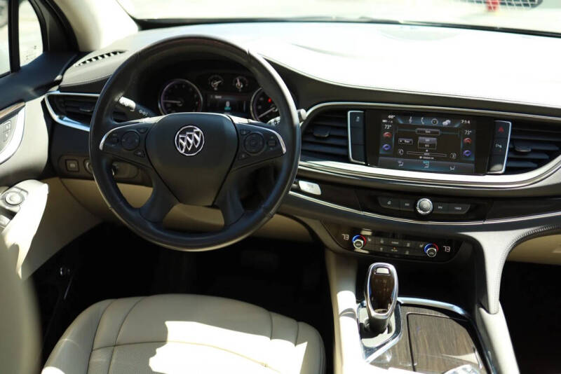 2018 Buick Enclave Essence