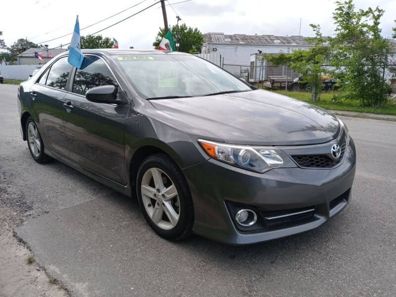 2014 Toyota Camry for sale at Forward Motion Auto Sales LLC in Houston TX