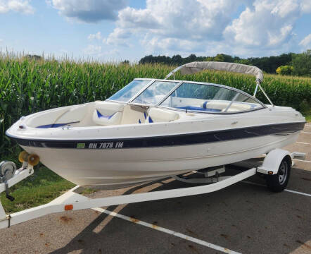2003 Bayliner 205